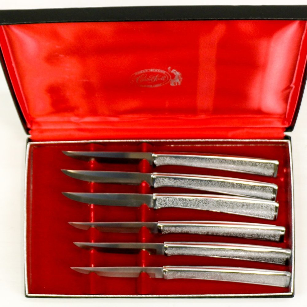 Vintage Carvel Hall Steak Knives